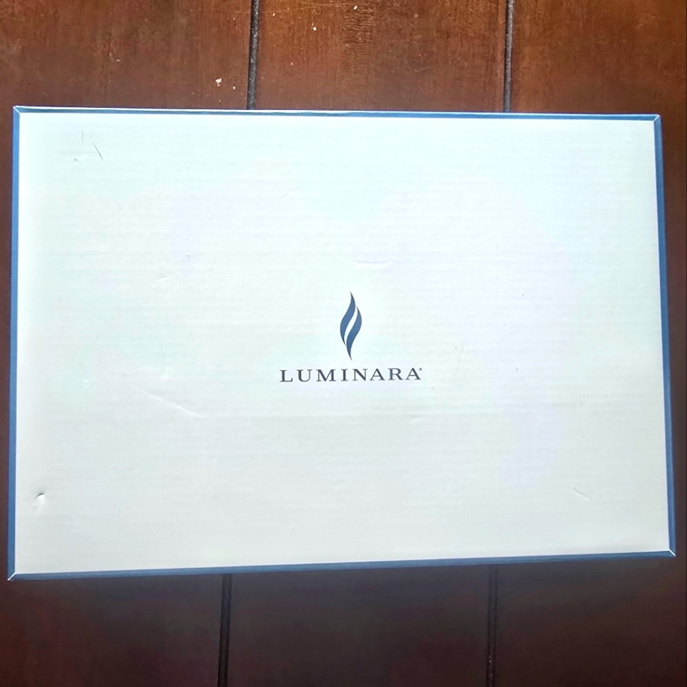 Luminara flameless 3 pack candles new in box